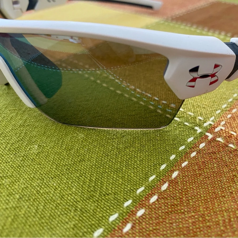 Under Armour Youth Patriotic White Menace Sunglasses - Picture 6 of 15